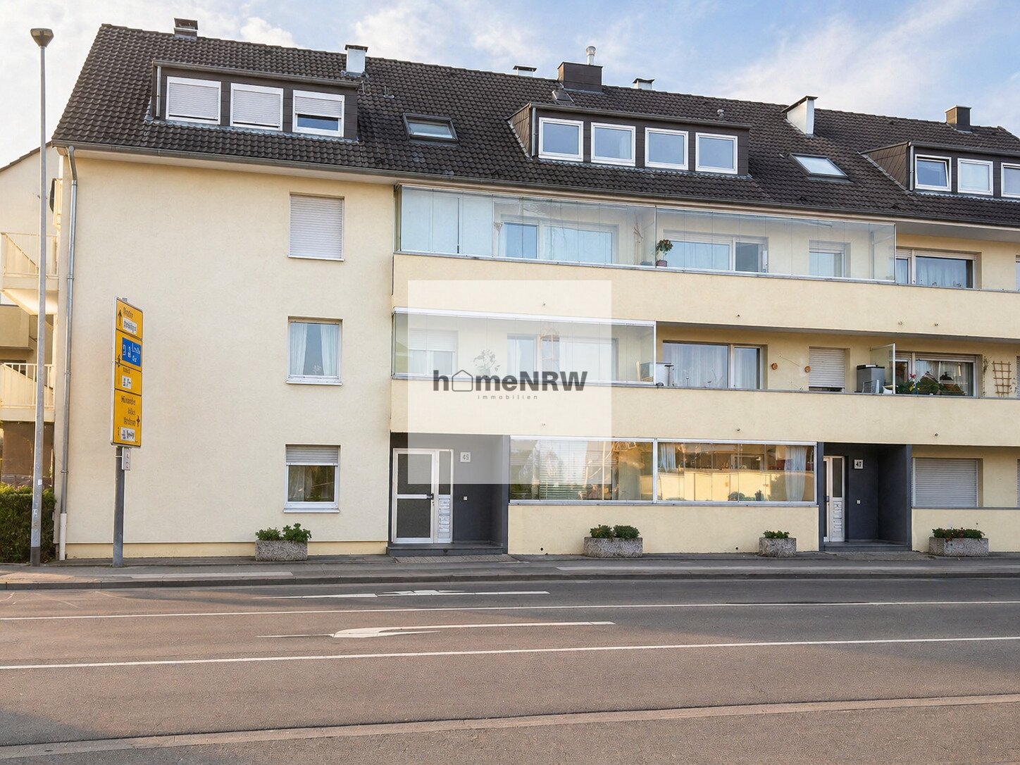 Attraktive Eigentumswohnung mit Wintergarten und Garage Attraktive Eigentumswohnung mit Wintergarten und Garage